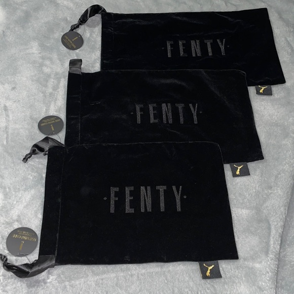 NWT FENTY Velvet Shoe/Slides Drawstring Pouch - Picture 1 of 7